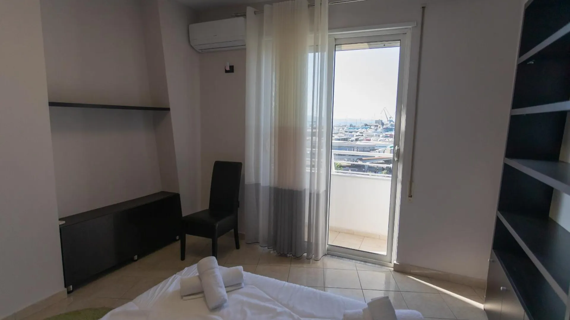Durres Port View Apartment 0*,  Albánie